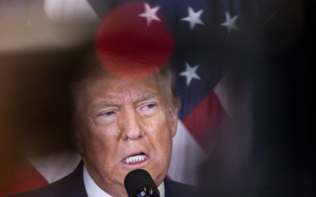 O statuie a unui Donald Trump dezbrăcat provoacă rumoare în SUA