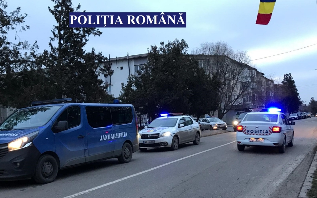 Percheziții în Murgeni la persoane bănuite de furt și tâlhărie