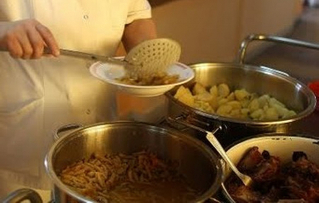   Cantină socială închisă la Botoșani