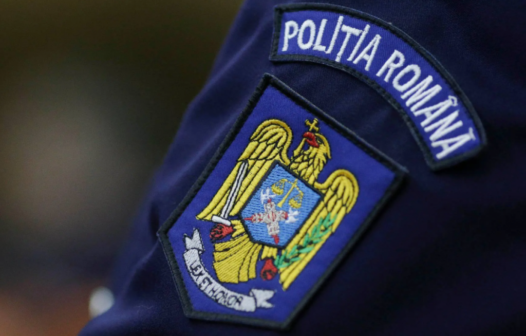 Doi polițiști din Vaslui, cercetați după ce au fost implicați într-un accident rutier: Unul dintre ei a fost prins cu alcoolemie ridicată