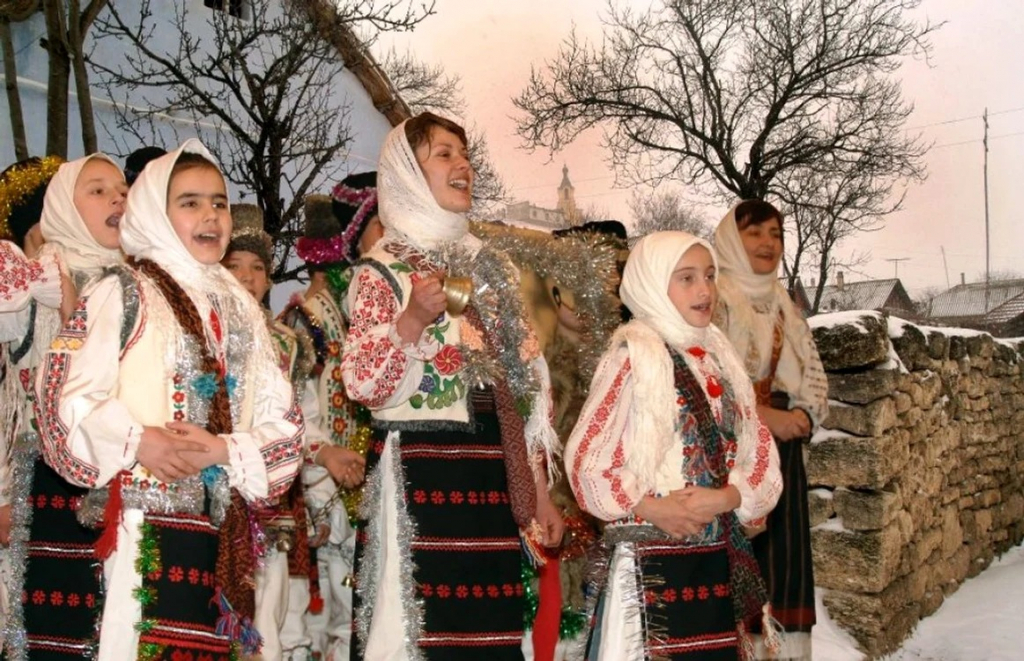 Superstiții în Ajunul Crăciunului. Ce e interzis să faci pe 24 decembrie, cum ții norocul în casă