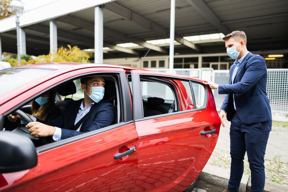 Aspecte de care să ții cont dacă vrei să devii șofer la o companie de ride sharing