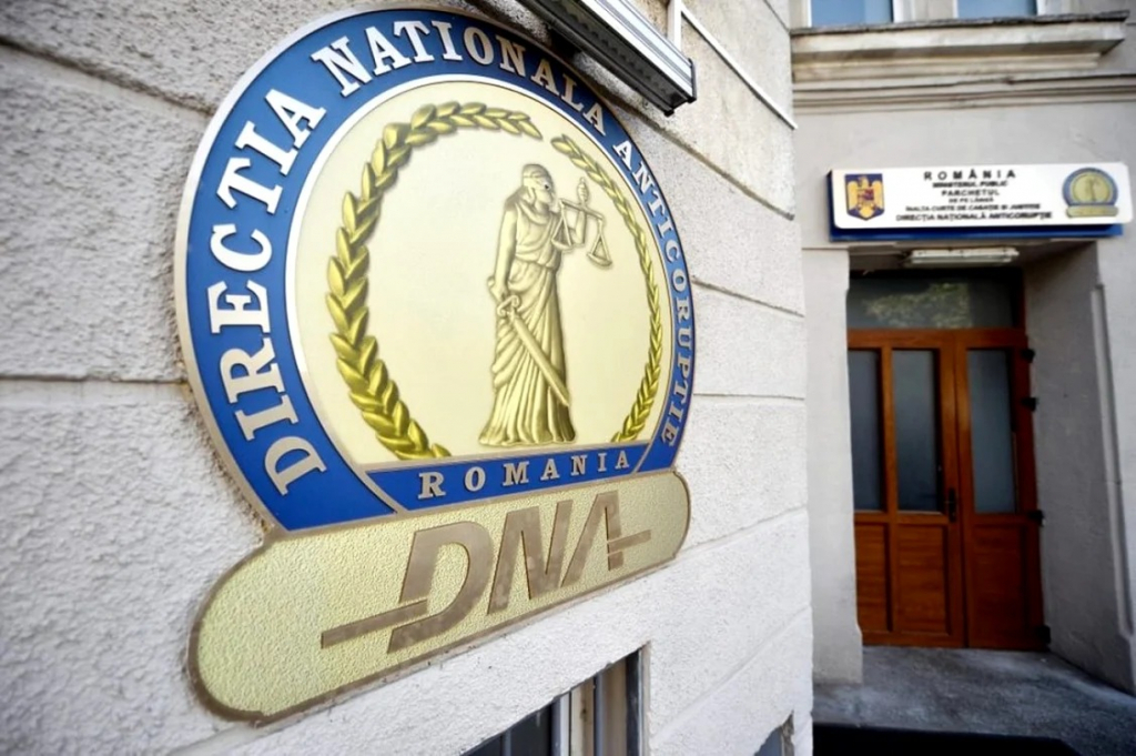Percheziții în zeci de locații, printre care și cinci primării din Suceava și Botoșani. Sunt vizate contracte de achiziții SURSE