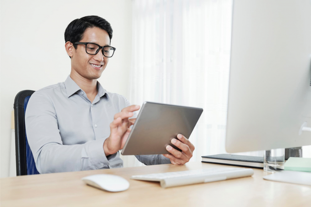 Soluții de Software Development: Transformă-ți Afacerea în Era Digitală