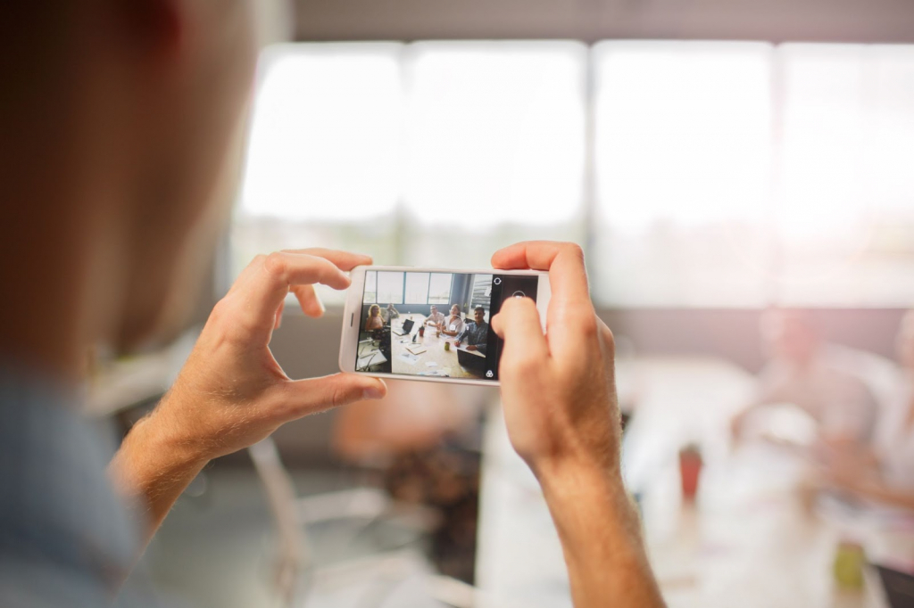 Cum alegi cel mai bun telefon pentru fotografiere și captură video de înaltă calitate