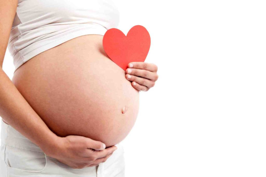 Fake news demontat: vaccinurile mRNA nu afectează fertilitatea. Gravidele ar trebui să se vaccineze