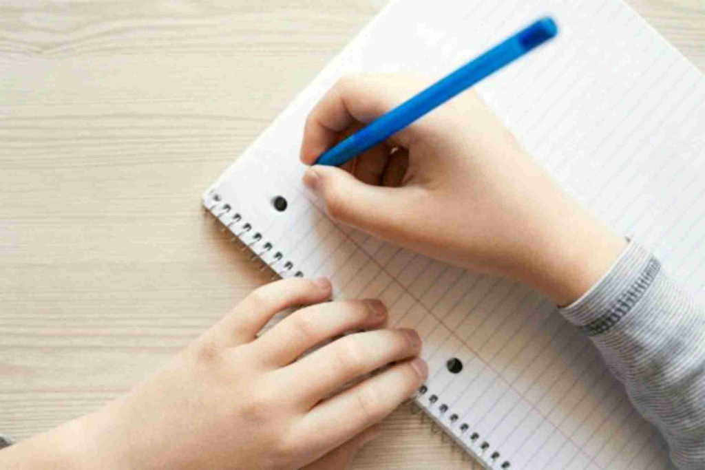 Top 3 rechizite școlare care nu trebuie să lipsească din ghiozdanului elevului