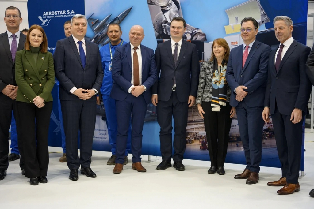 Orașul din România unde a fost deschis primul centru din Europa pentru reparația și revizia elicopterelor S-70 Black Hawk