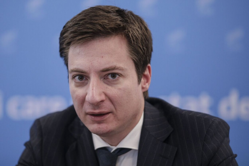 Andrei Caramitru 'traduce' succesul lui Călin Georgescu: 'Un monstru clar, vizibil, previzibil și - mare noroc - foarte idiot'
