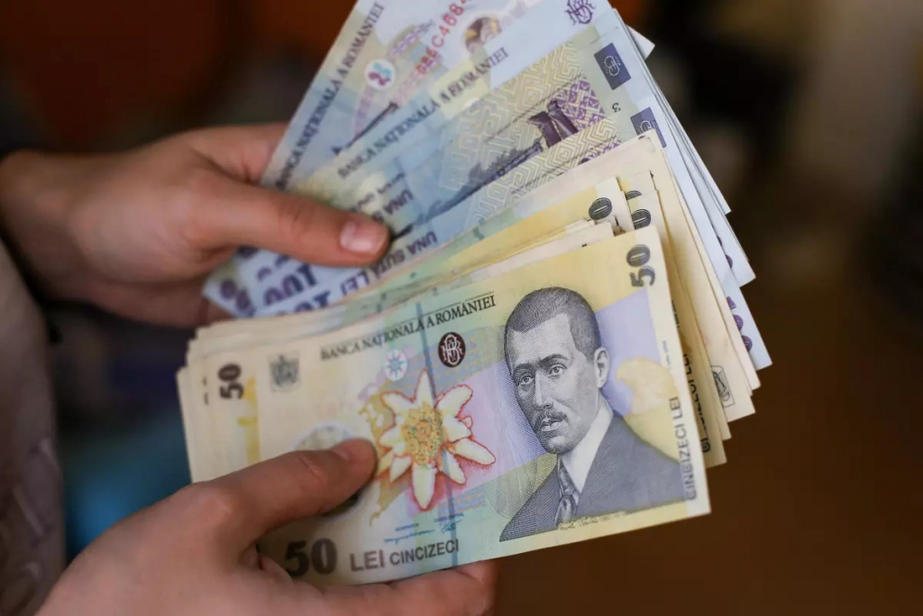 Ce spune Romsilva despre bonusul de 100.000 € al unui fost angajat: A rămas cu 58.000 € după impozitare, un caz excepţional