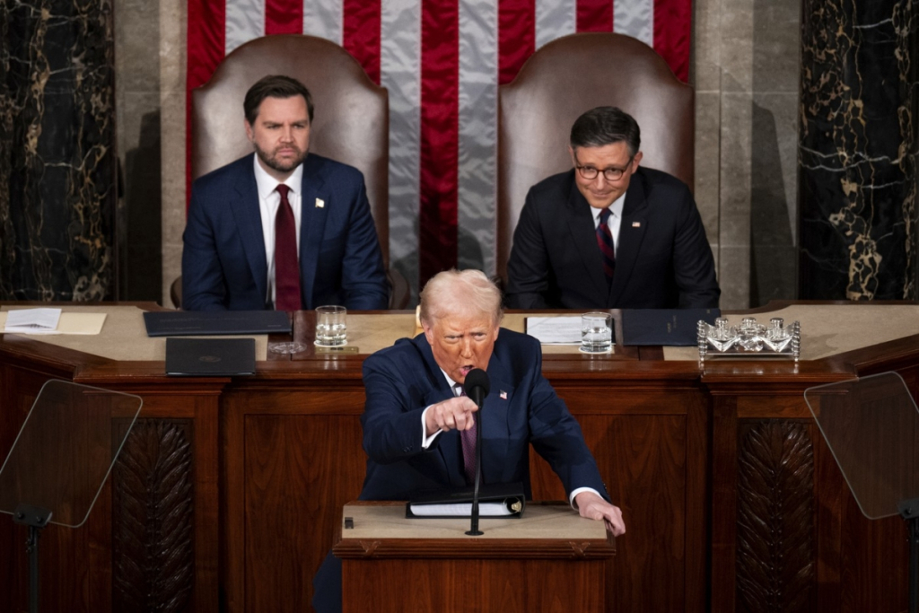 Donald Trump ieșire furibundă împotriva Ucrainei: Oricum s-ar putea să nu supraviețuiască! A luat bani ca pe acadele