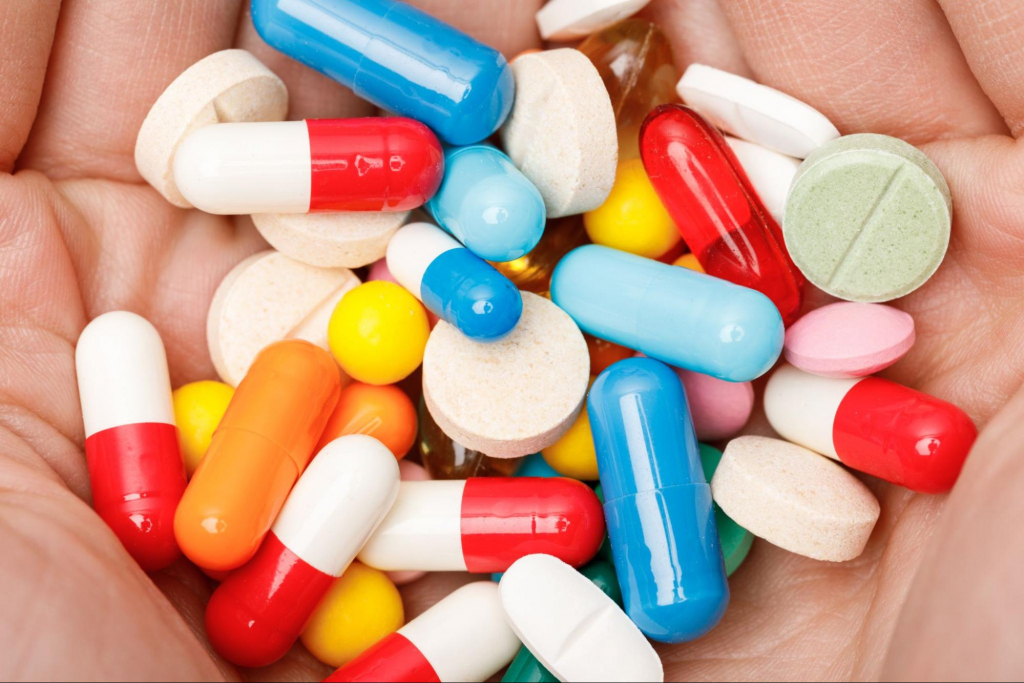 În ultimii cinci ani, circa 3.000 de medicamente au fost retrase din România
