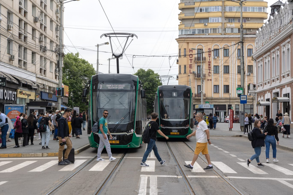 De teama războiului, Iașul nu va avea transport public full-electric