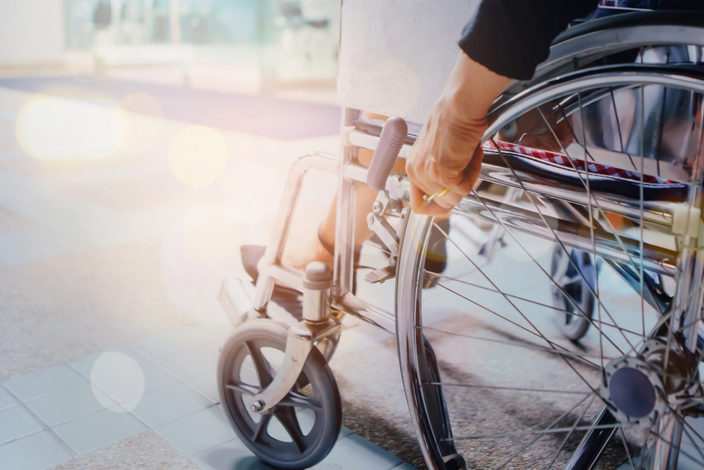 Reforma încadrării în grad de handicap: criterii noi și controale mai dure