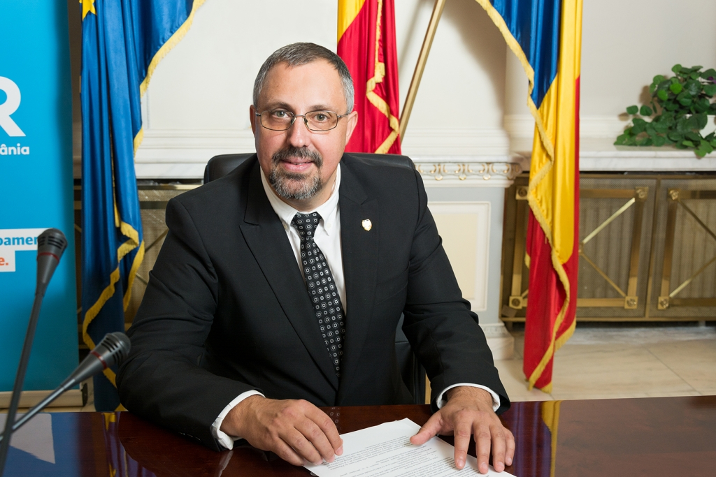 Dan Lungu propune înființarea  unui Muzeu Național al Fotografiei la Iași