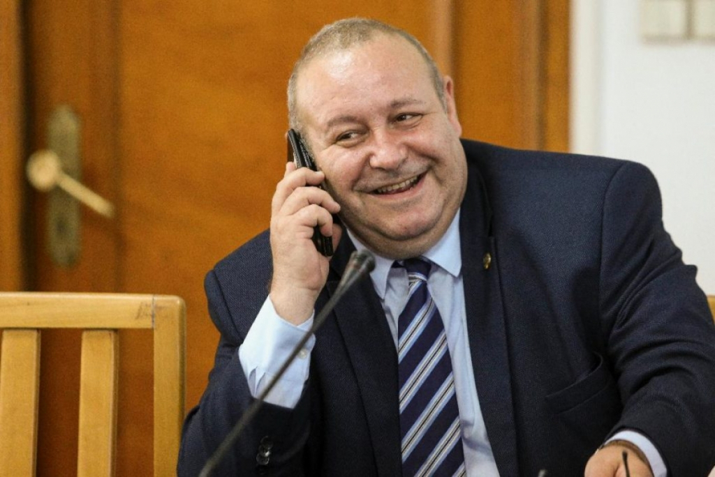 Klaus Iohannis ar putea rămâne fără vila din Aviatorilor - Lider liberal: Da, sunt de acord să se dea altă destinație