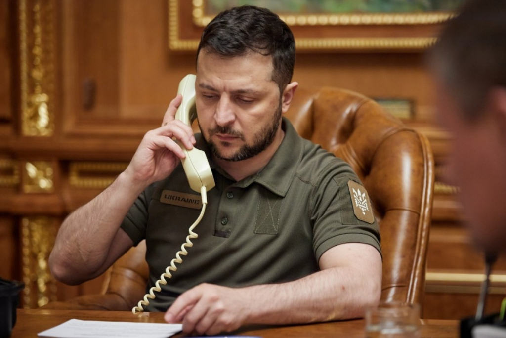 Telefon de maximă importanță! Trump și Zelenski analizează opțiunile pentru pace