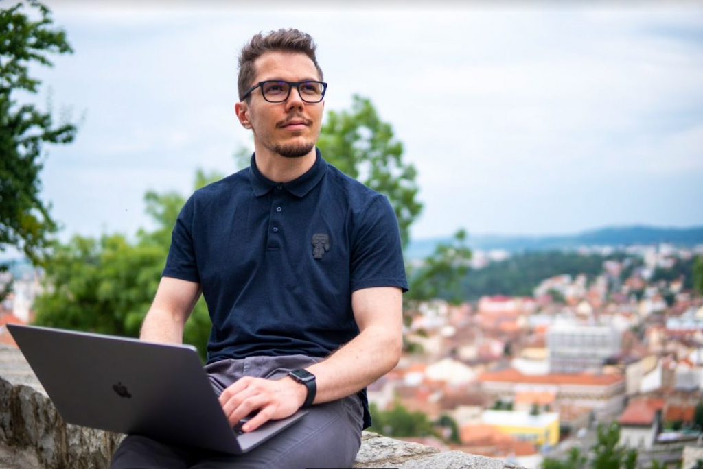 Petru Trimbitas a dezvaluit cum ajungi un programator bine platit, in urma mentoratului WellCode. Teapa, nu te-ai astepta la asta!