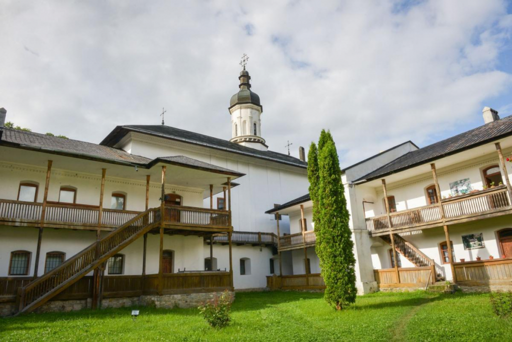 Ieroschimonahul Zosima, întemeietorul celei dintâi sihăstrii pe valea pârâului Secu