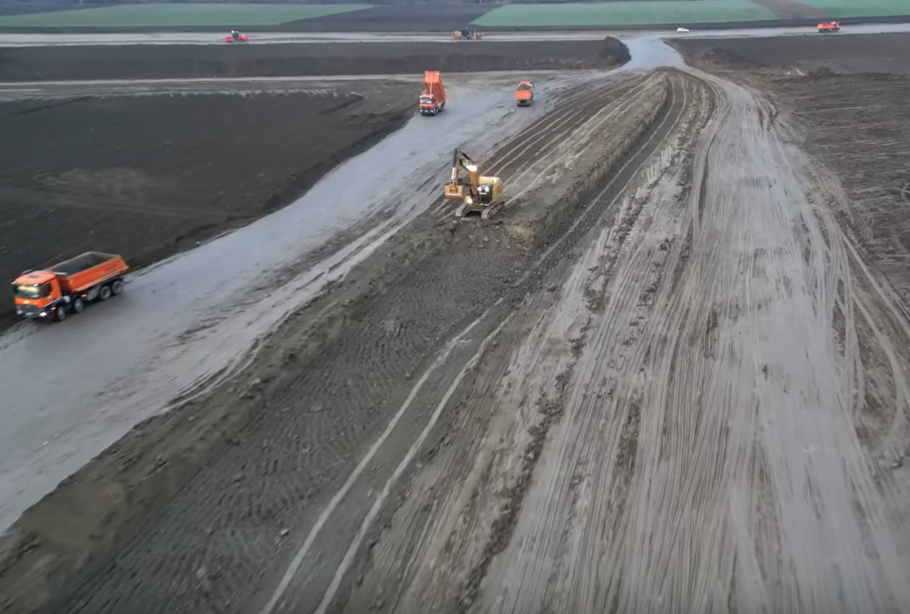 Pe Autostrada A7 se lucrează!