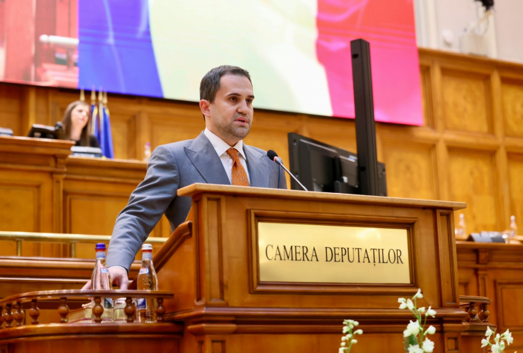 Preşedintele Camerei Deputaţilor, după ce şefa POT a sunat la 112 să reclame jurnaliştii: Funcţia de parlamentar nu presupune doar avantaje