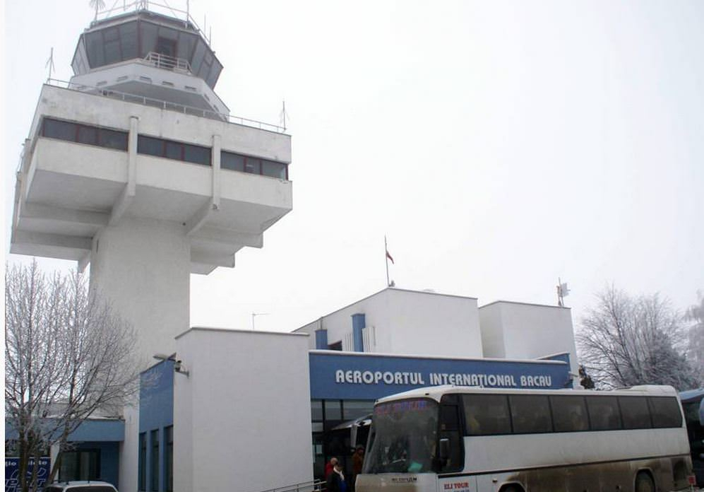 Zboruri anulate din cauza ceții, pe Aeroportul Bacău