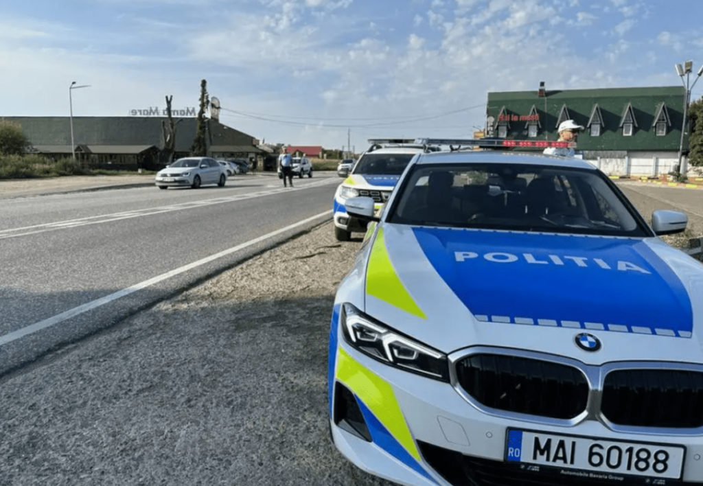 O cisternă și o mașină au luat foc, într-un accident teribil din Suceava. Trei persoane, între care un copil, au murit