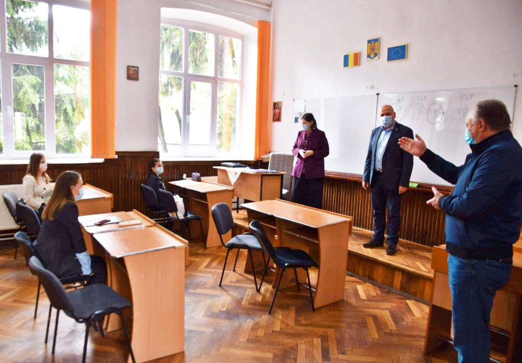 Şcolile pietrene au primit încă 400.000 de lei de la Consiliul Local