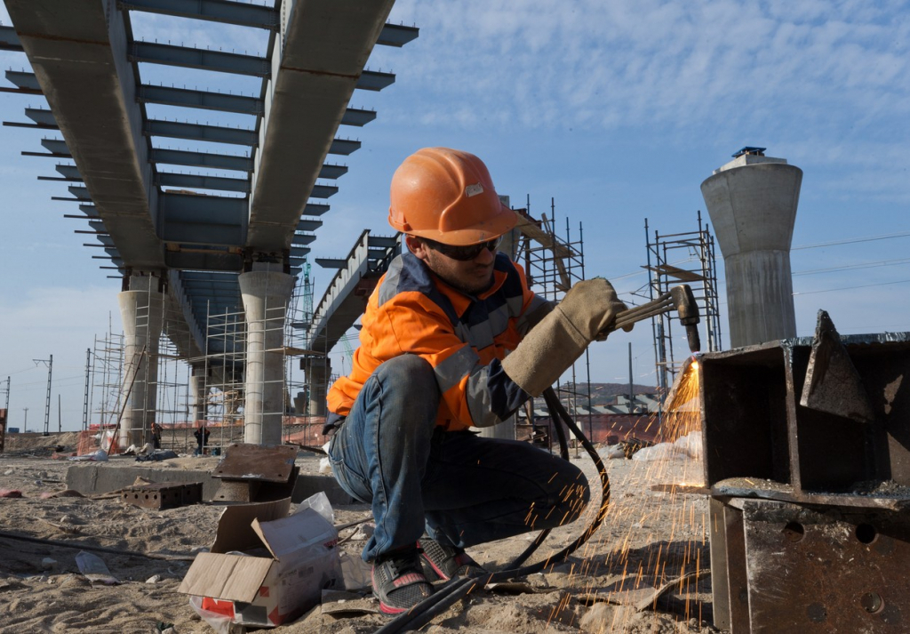 La Iaşi, 40% dintre ofertele de muncă vin din construcţii