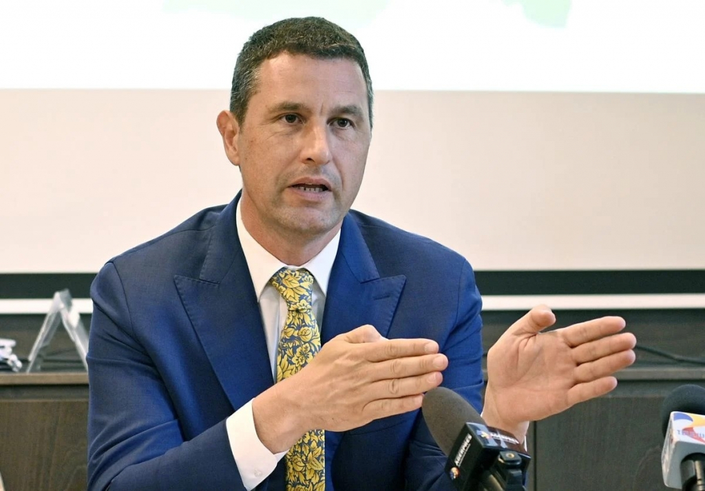 Ministrul Finanțelor, Tanczos Barna, susține că se analizează creșterea TVA și a taxării muncii: Sunt mai multe scenarii