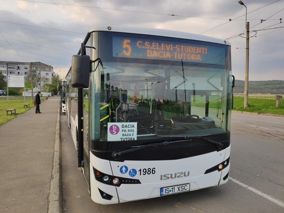 21 curse speciale pentru elevi