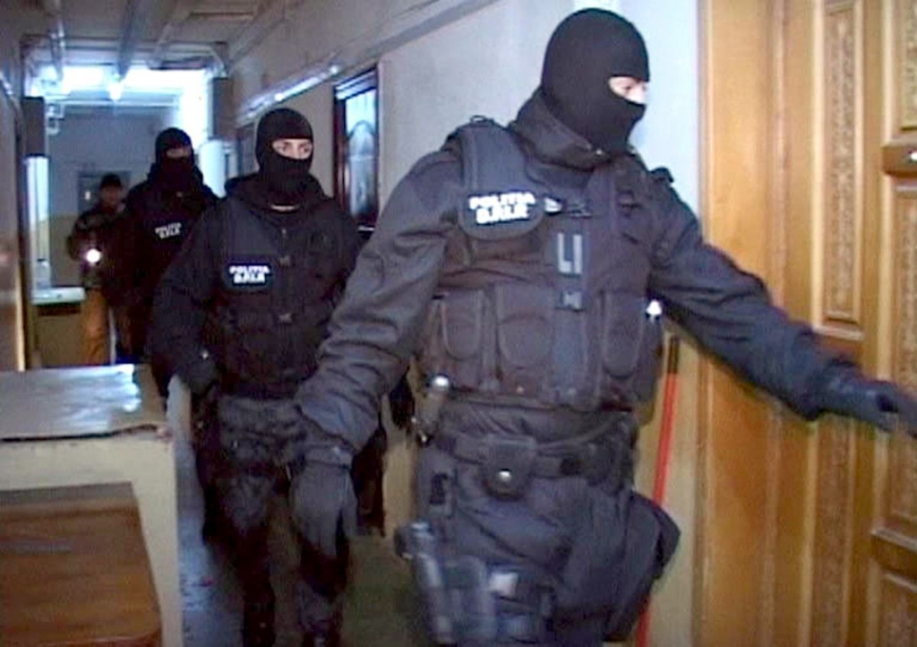 Percheziţii la contrabandişti din Botoşani