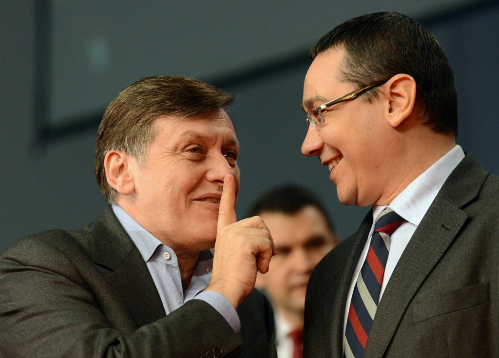 Crin Antonescu nu uită și nu iartă: 'De-alde Victor Ponta sunt mulți / pentru el, trădarea este o constantă'