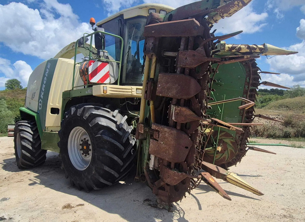 Cel mai tâmpit contrabandist: a intrat în ţară cu un tractor de 36 tone