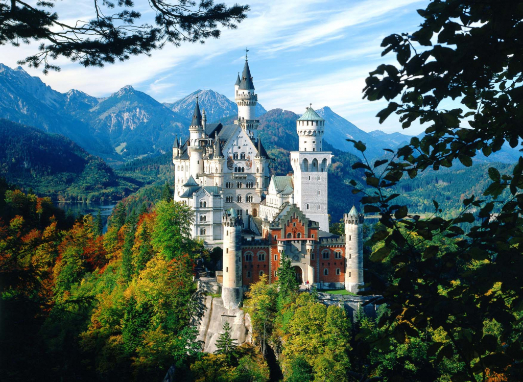 UNESCO adaugă 26 de noi situri în Patrimoniul Mondial -- Castelul Neuschwanstein, păduri artificiale și megaliți preistorici