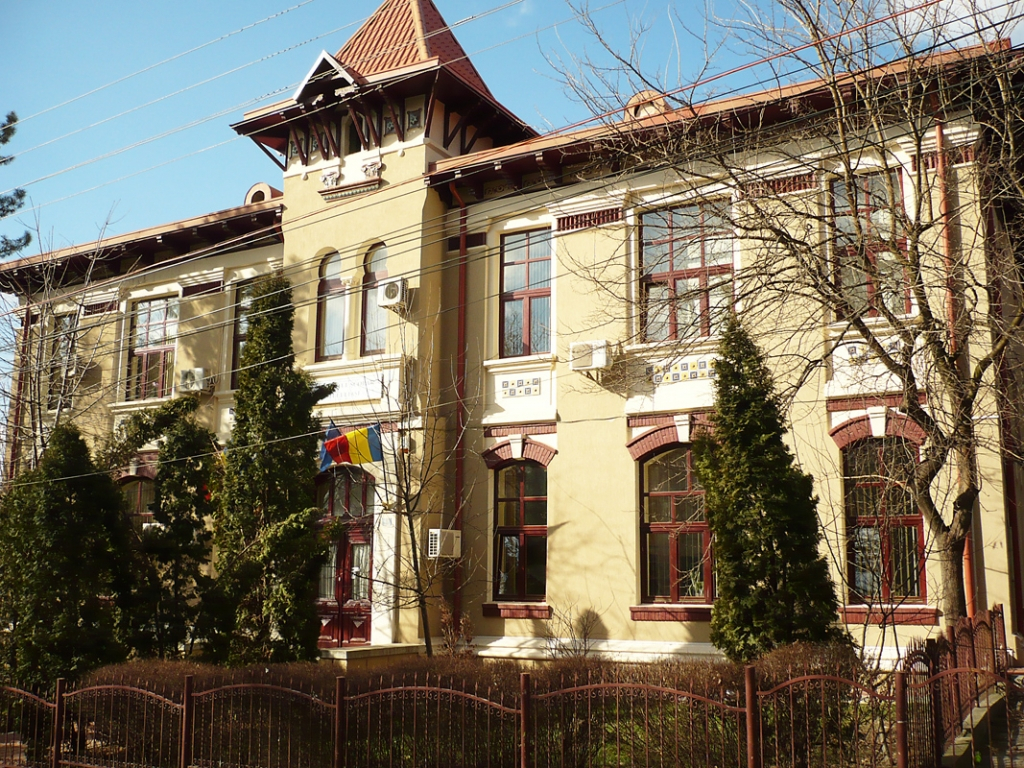 Proiecte europene în valoare de peste un milion de euro în învăţământul ieşean