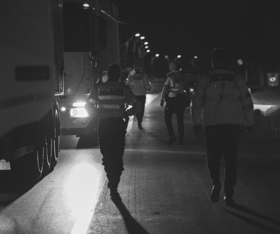 O tonă de artificii și petarde confiscate de polițiști, în județul Iași