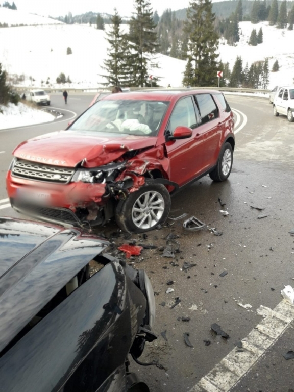 Accident grav în Pasul Mestecăniş