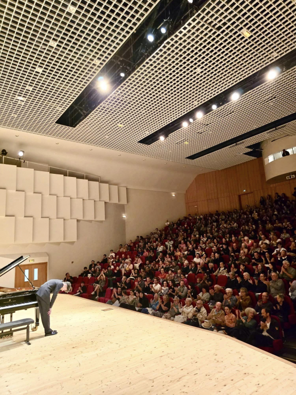  Mario Lucaci, câștigător de Grand Prix la Académie Internationale de Musique de Flaine