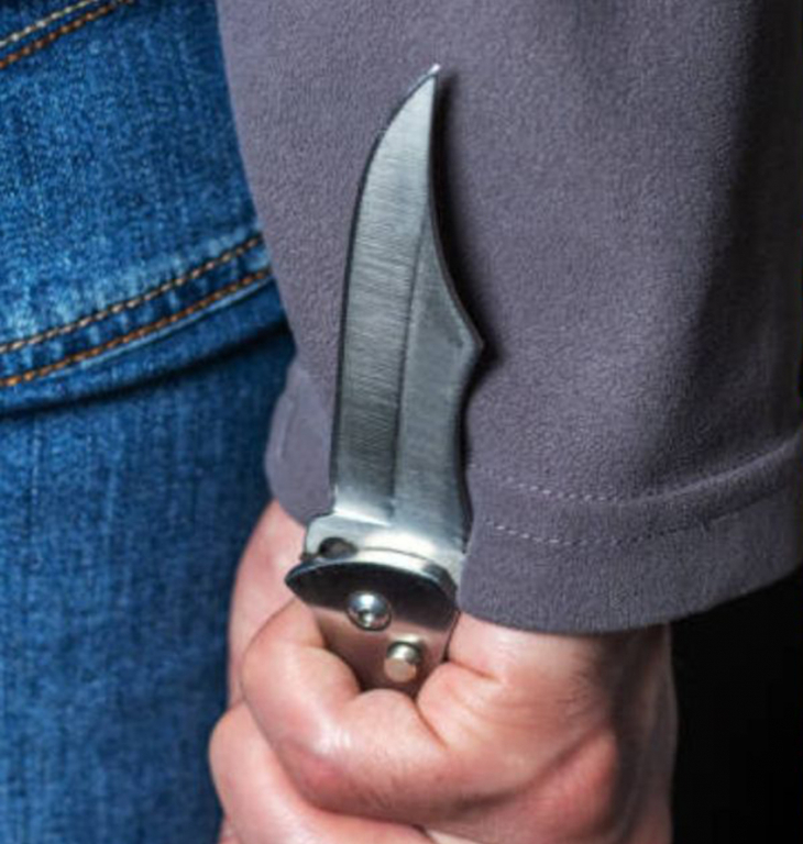 Judecat pentru distrugere, după ce şi-a înjunghiat prietenul de pahar
