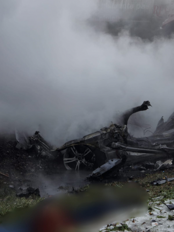 GALERIE FOTO -- Accident grav la Suceava. Un BMW a luat foc. Au murit trei oameni