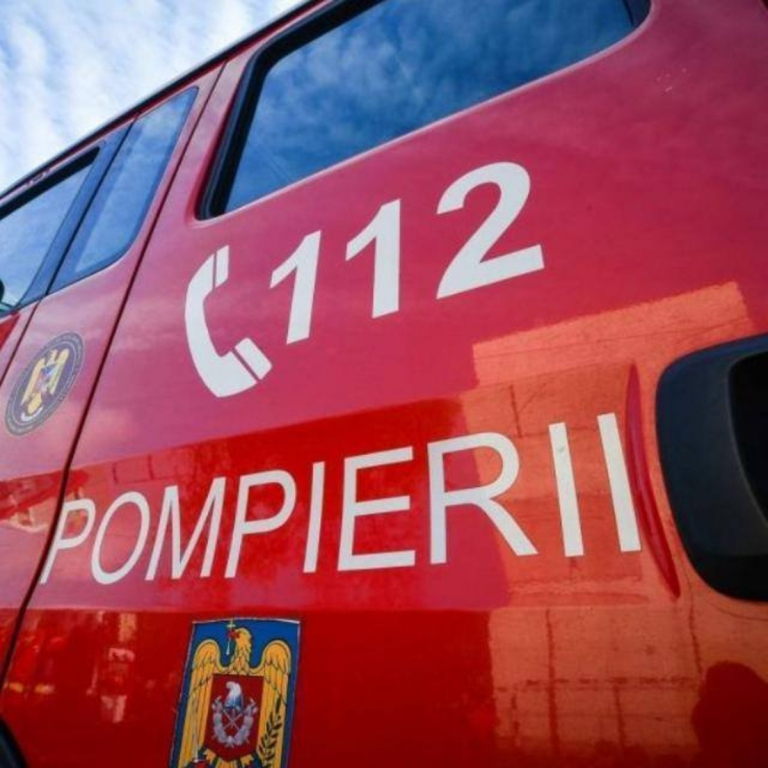 Incendiu în Neamț: două anexe ale Mănăstirii Văratec distruse