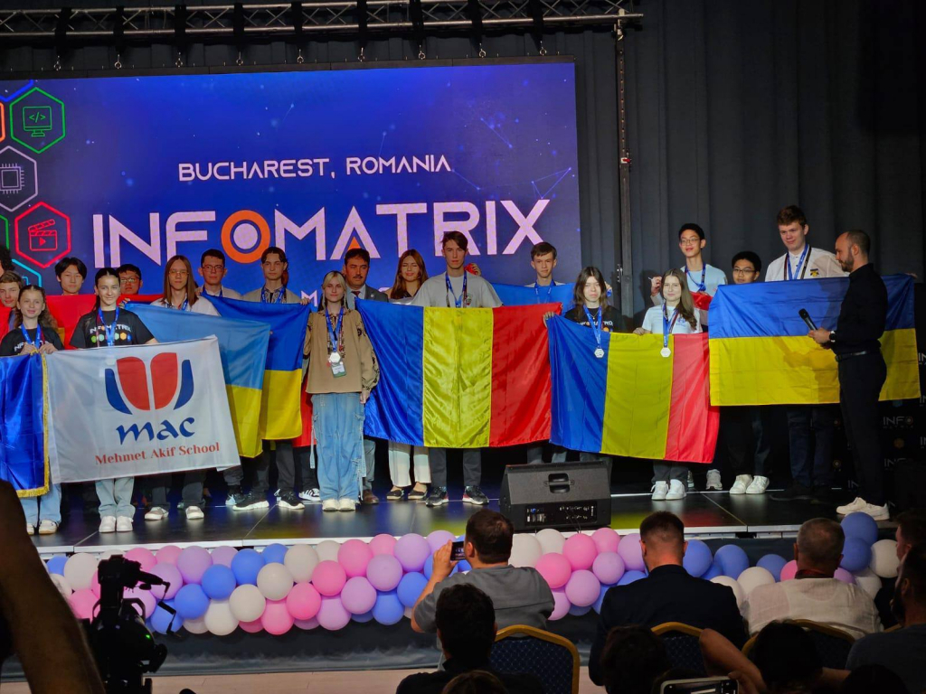 Aur pentru România la Infomatrix