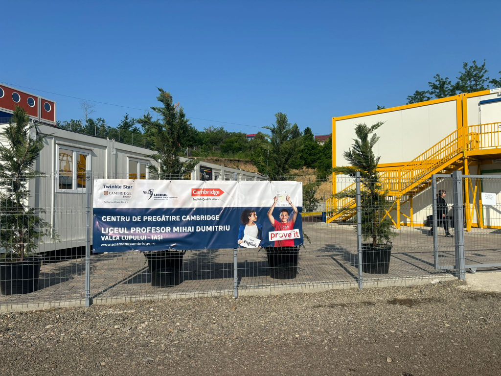  Elevii din Valea Lupului susțin primele examene Cambridge English chiar în școala lor. Un pas spre educația internațională