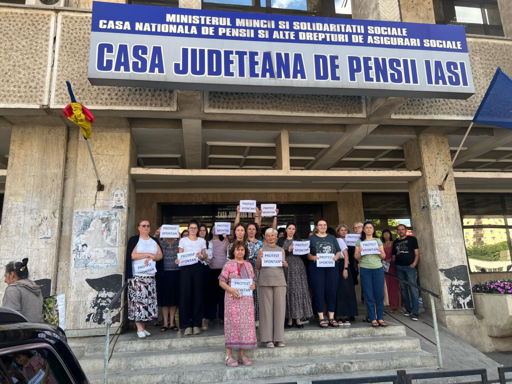 Protest la Casa de Pensii