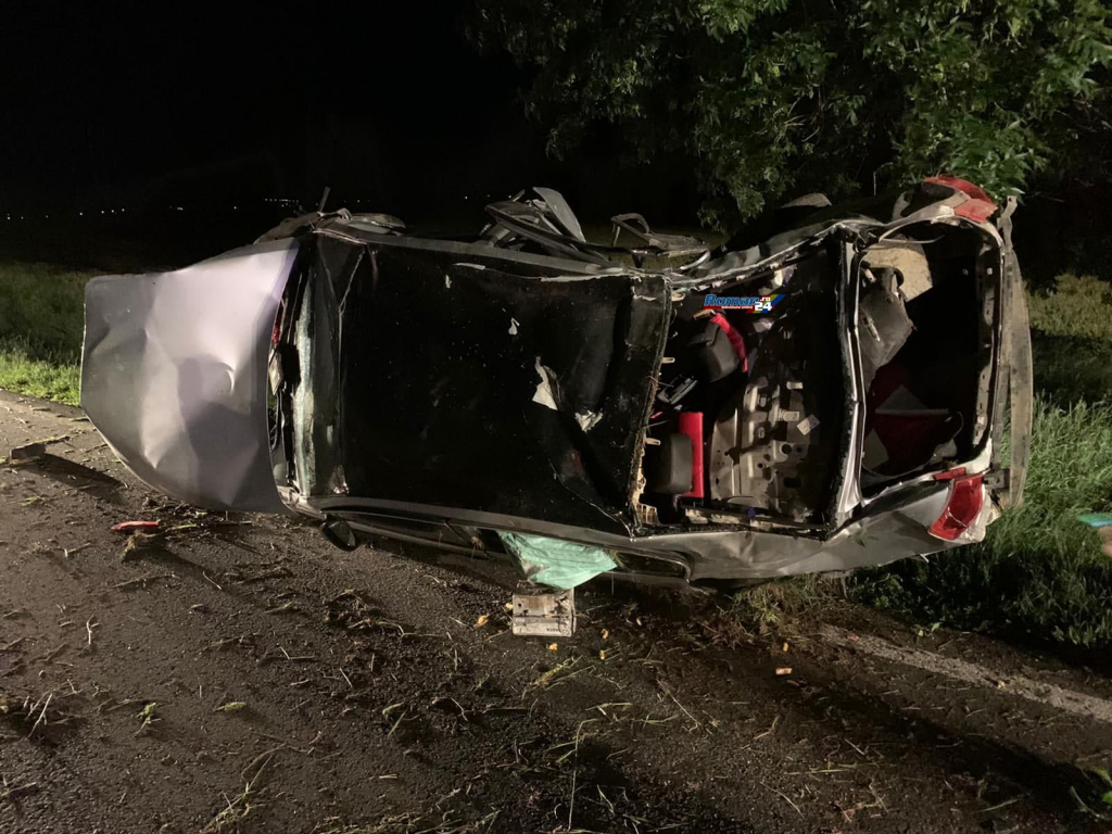 Accidentul mortal de la Hanu Ancuței. Lipsa de experienta combinata cu viteza excesiva au dus la aceasta tragedie