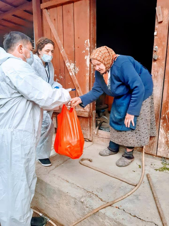 Primăria Piatra-Neamț caută 400 de persoane vulnerabile