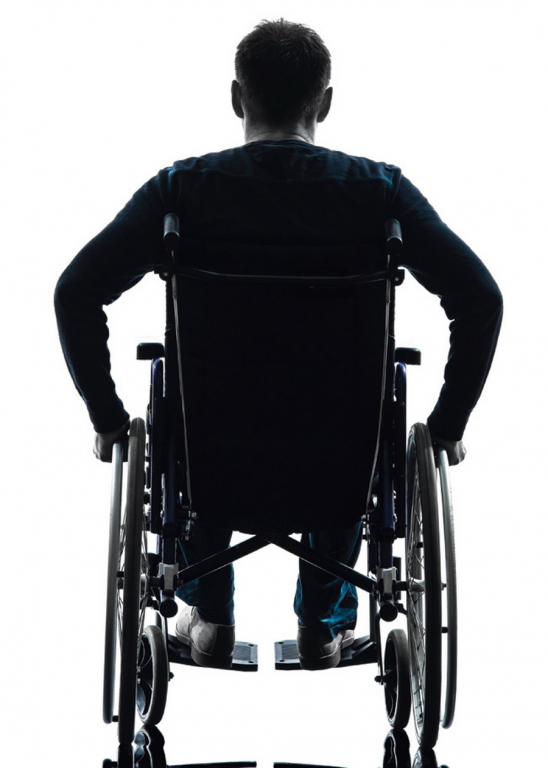 Peste 16.000 de persoane cu handicap din Neamț vor primi bani pentru călătorii