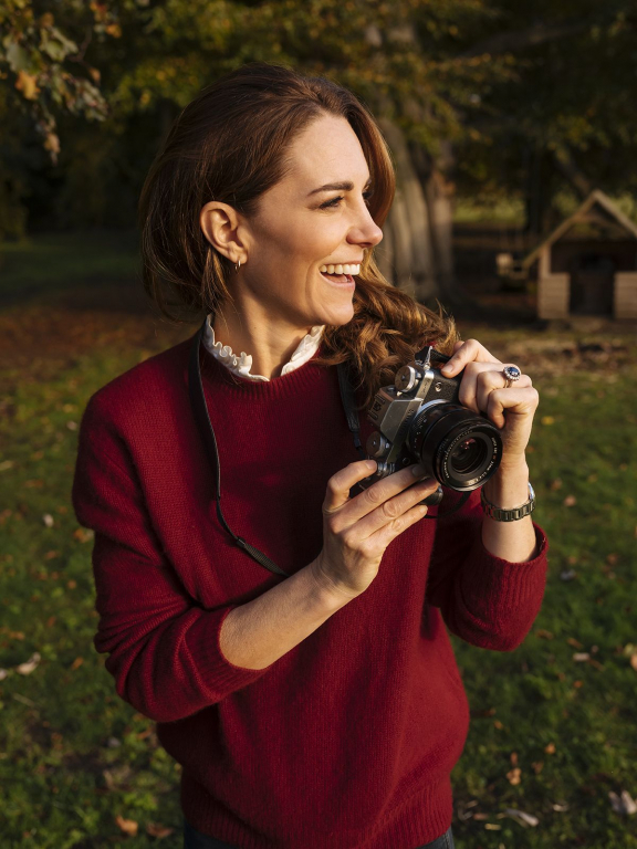 Kate, ducesă de Cambridge, a lansat un album de portrete fotografice surprinse în timpul pandemiei de COVID