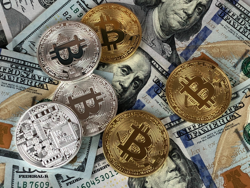 Bitcoin vs Ethereum 